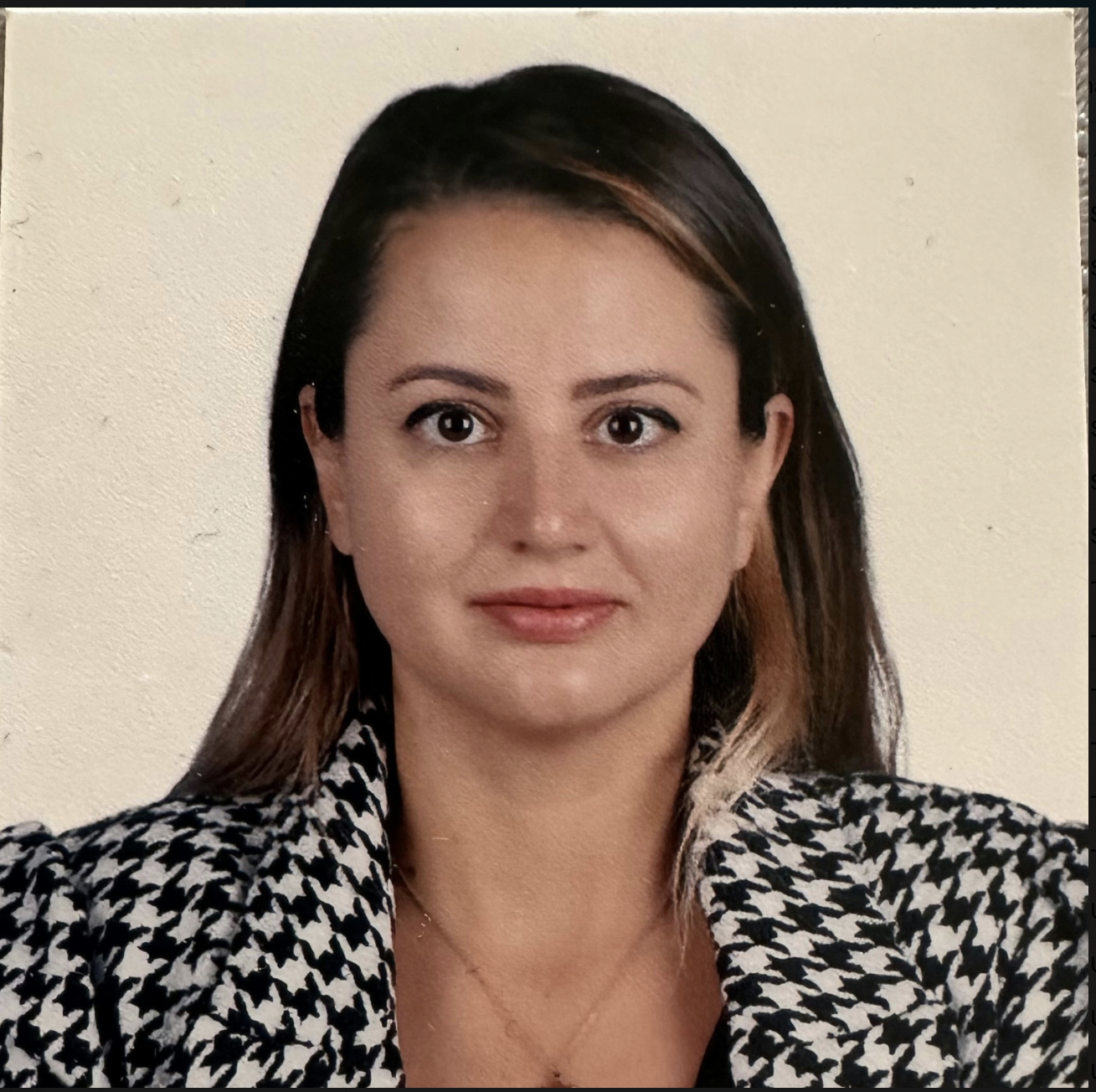 Dr. Irmak Yolcu